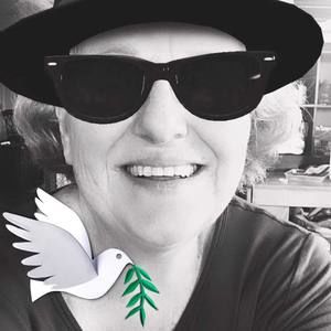 Meet your Posher, Pam